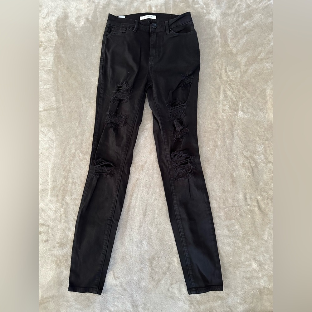 Black Skinny Ripped Jeans
Pacsun
Size 24